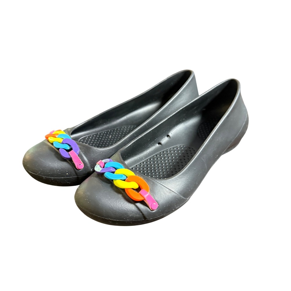 Crocs Gianna Flat Shoes Women 7 Black Rainbow Chainlink Accent Slip On Comfort